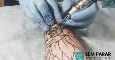 Aplicativo que Simula Tatuagem Online - Como Testar