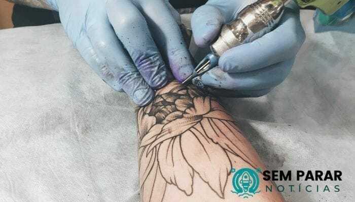 Aplicativo que Simula Tatuagem Online - Como Testar