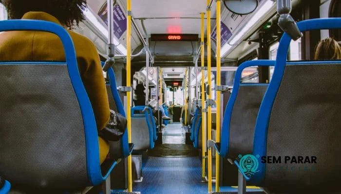 Aplicativos de Ônibus em Tempo Real Facilitando a Viagem Diária