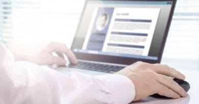 Dicas Essenciais para Criar um Currículo Impactante